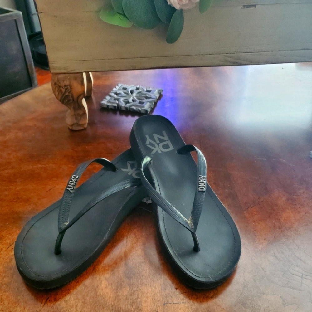 DKNY Black On Black Thong Sandal/Flip Flop